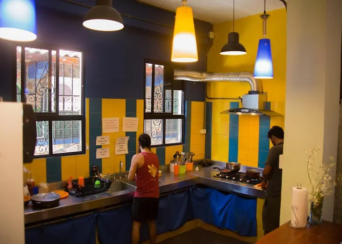 Hostel Mamallena